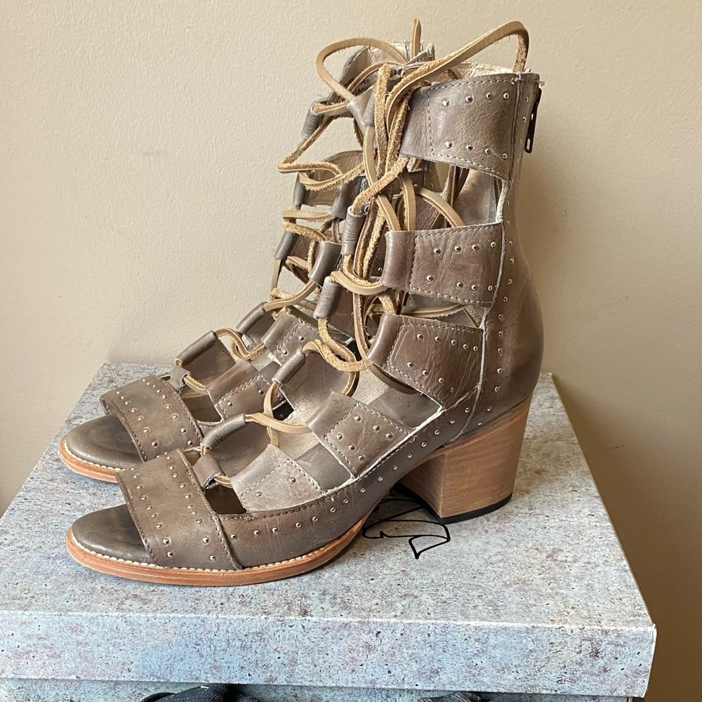 Freebird “Hazel” sandals worn once, size 11.